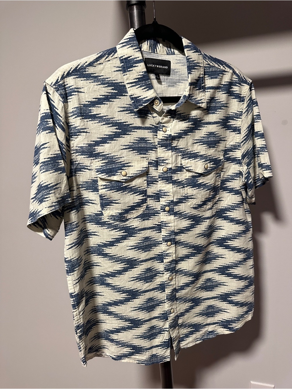 Small | Lucky Brand | Blue Cream Ikat Western Snap Short Sleeve Shirt NWOT - Picture 3 of 6